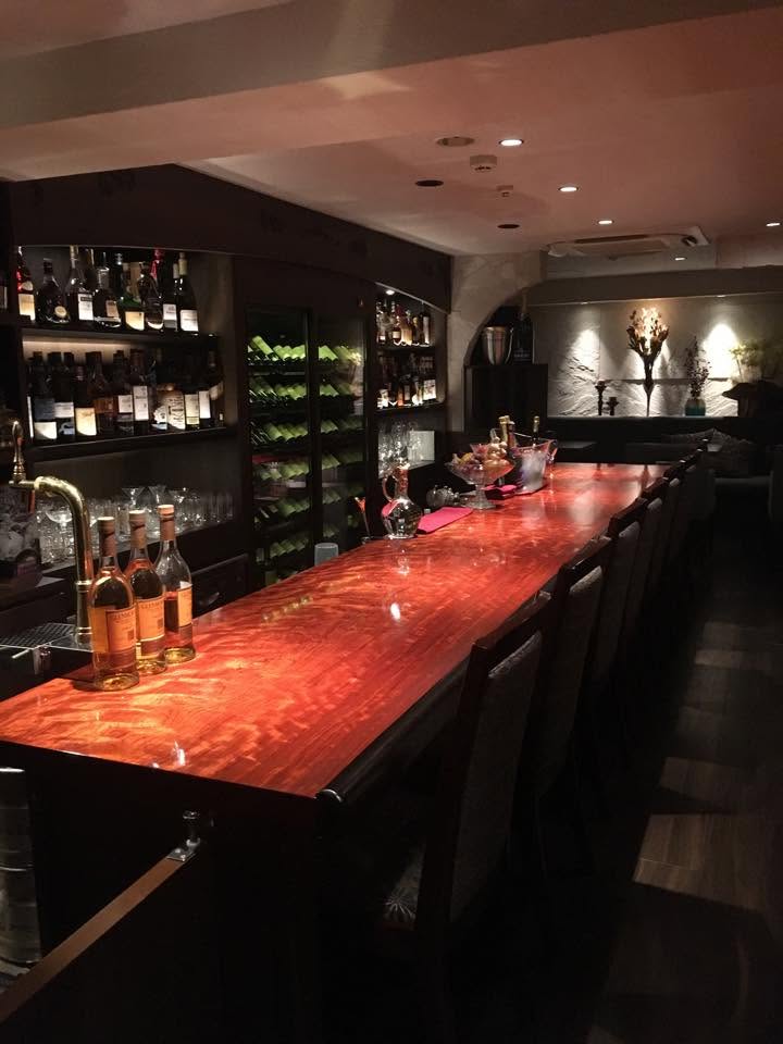 銀座 BAR Yuuの店内